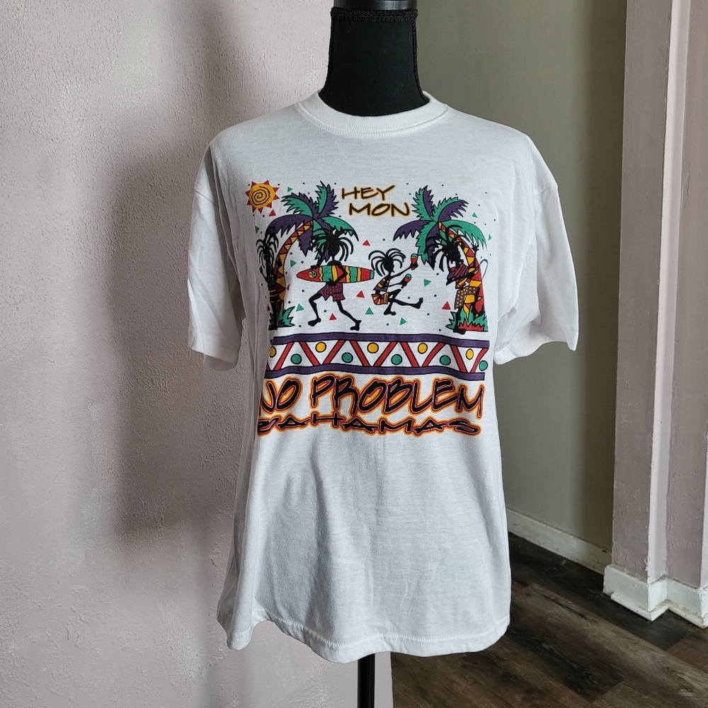 🌷🩵Bahamas Tshirt
